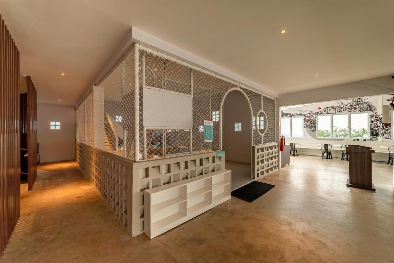 Kontena Hotel Batu  Ngoại thất bức ảnh
